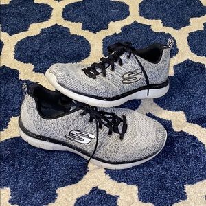 Skechers tennis shoes